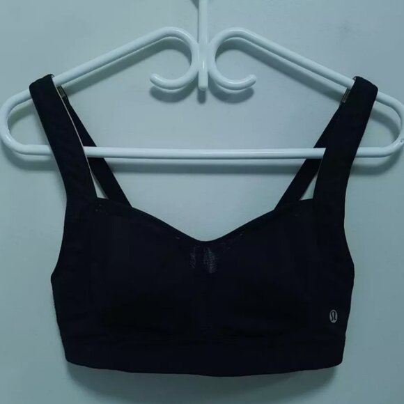 2 Lululemon Ta Ta Tamer Sports Bras Size 34C Cool Breeze Light Blue Bundle - Picture 4 of 5